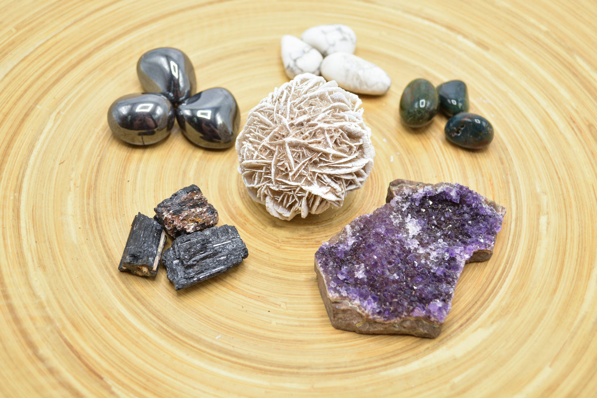 6 Crystals And Stones Helpful For Dealing With Anxiety Alchemy & Aura