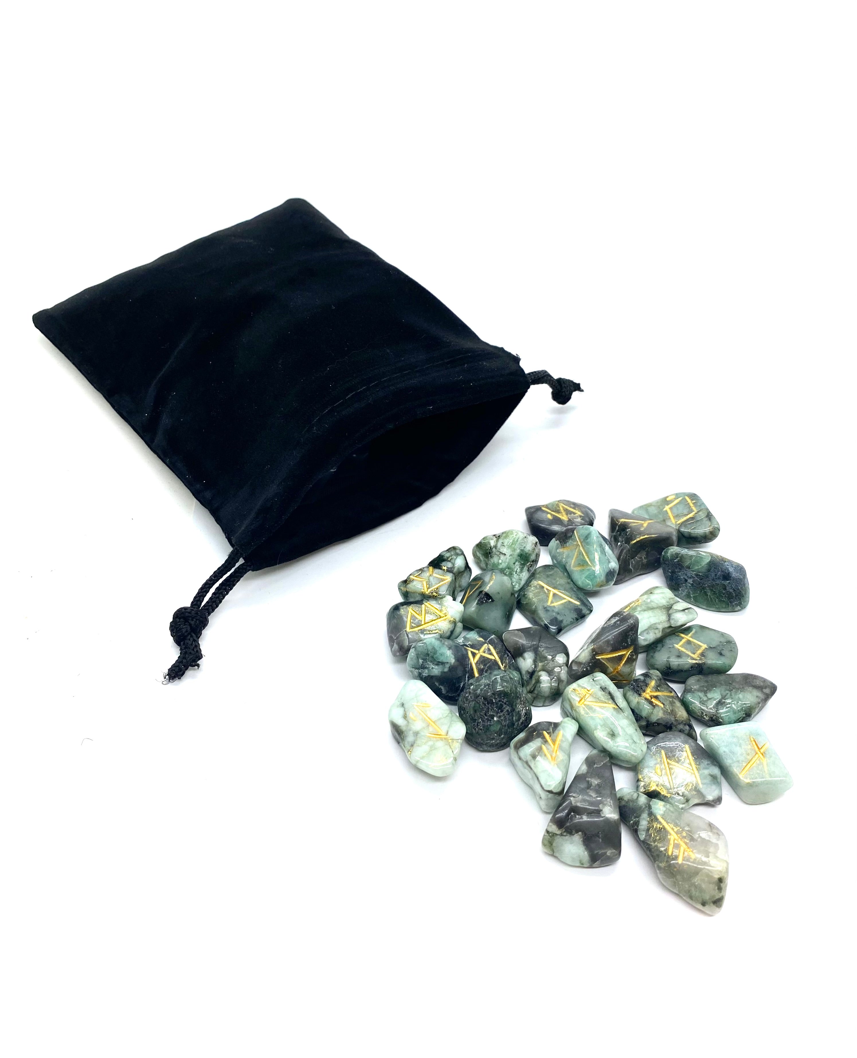 Emerald Rune Emerald Rune Set – Alchemy & Aura