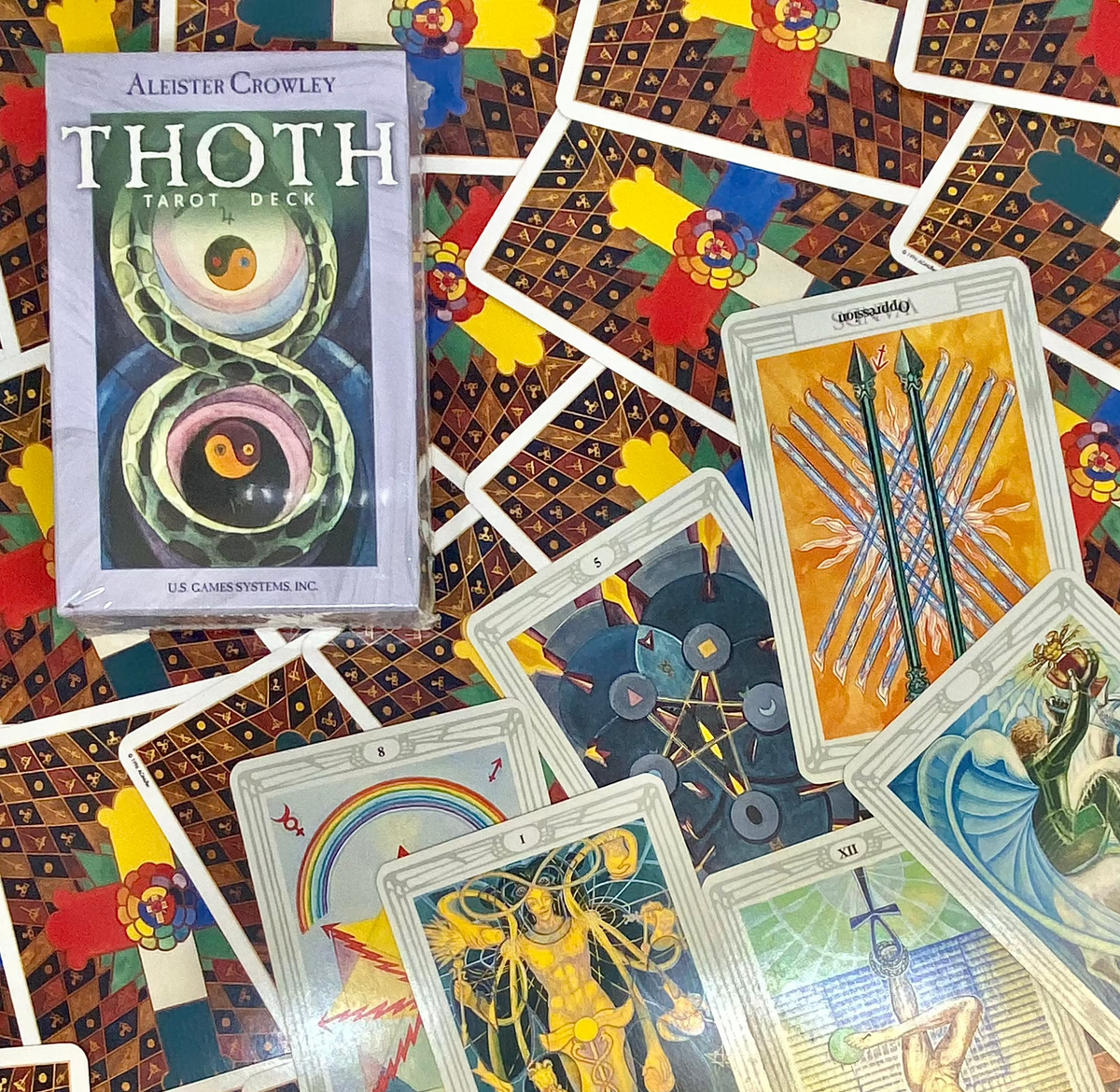 Thoth Tarot Deck – Alchemy & Aura